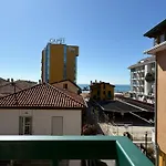 App4Rent - Villa Mimosa Family Apartment - Parking, Wifi, Near The Beach